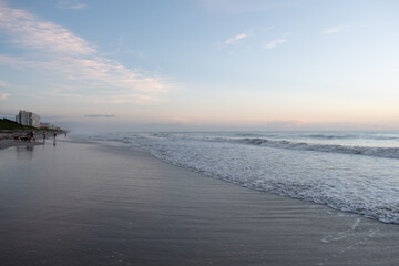 Obraz premium Morning sunrise on the beach