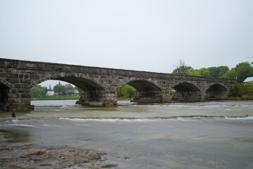 A five span bridge over the Mississippi river