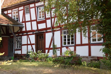 Eingangst&uuml;r eines hessischen Fachwerkbauernhauses