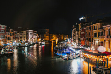 Fototapeta premium night view of grand canal in venice