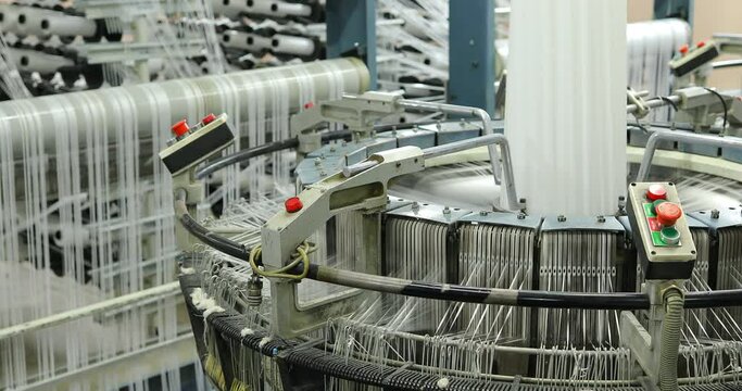 Production of polypropylene bags on circular weaving machine