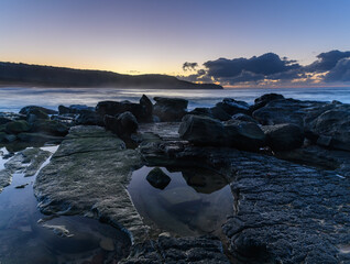 Obraz premium Early Morning by the Sea