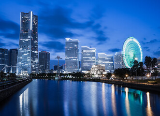 Naklejka premium 横浜ベイエリア みなとみらい 夜景
