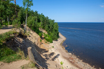 Obraz premium Panorama of the Gulf of Finland and a high 20-meter cliff near the Krasnaya Gorka fort. Settlement Fort Krasnaya Gorka, Lomonosov district, Leningrad region. Russia