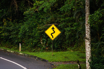 Sinais de tr&acirc;nsito