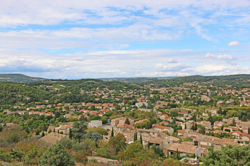 Fototapeta na wymiar Town of Vaison-la-Romaine, France 