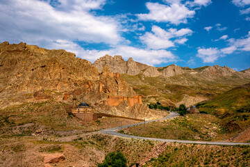the scenic view of Ishak Pasha Palace is a semi-ruined palace and administrative complex located in the Doğubeyazıt district of Ağrı province of eastern Turkey.