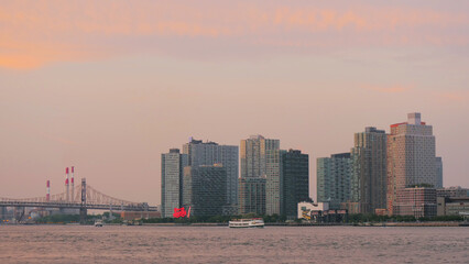 Fototapeta premium landscape of long island city queens NY 