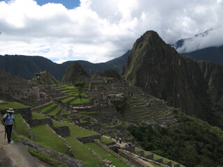 Fototapeta na wymiar Ciudadela de Machu Picchu con el Huayna Picchu de fondo, Cusco, Perú