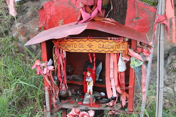 Altar del gauchito gil, en ruta, argentina