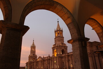 Fototapeta premium Catedral de Arequipa, en la plaza de armas, Perú