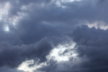 Fototapeta na wymiar dramatic sky with cloud