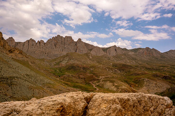 the scenic view of Ishak Pasha Palace is a semi-ruined palace and administrative complex located in the Doğubeyazıt district of Ağrı province of eastern Turkey.