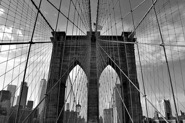 Fototapeta premium Brooklyn bridge in black and white 