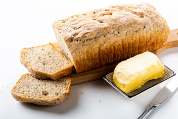 Homemade bread - tasty and healthy - without any enhancers