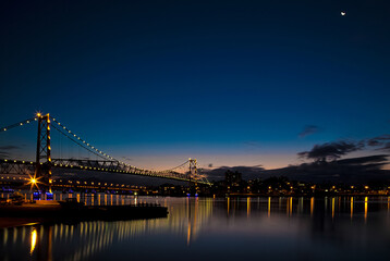 Hercílio Luz bridge in Florianópolis.