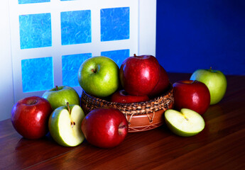 apples in a basket