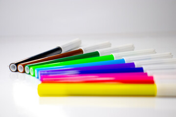 Felt tip pens
