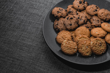 chocolate chip cookies