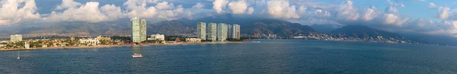 Fototapeta premium Panoramic view of the Puerto Vallarta sea front, Mexico