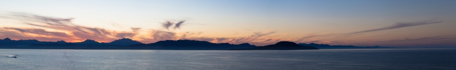Fototapeta na wymiar Sunset over Loreto, Baja California Sur, Mexico