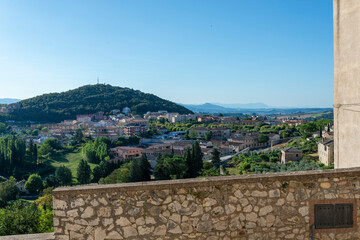 landscapes of amelia seen from the walls