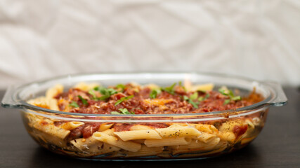 Pasta with spaghetti sauce