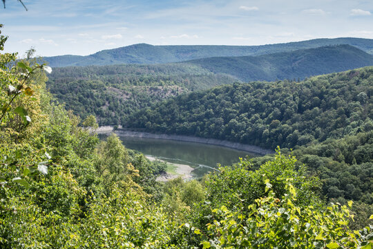 Ausblick über Edersee Und Kellerwald