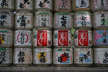 Fototapeta na wymiar 神社の飾り樽