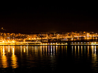 Fototapeta na wymiar night view of the port of Mallorca 
