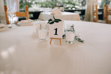 The first table at the banquet, table numbering.
