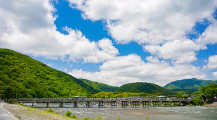 Fototapeta premium 夏の嵐山