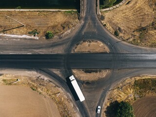 ring on the road top view