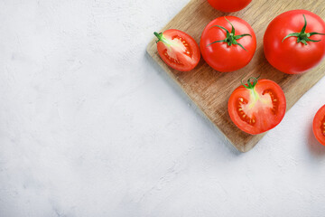 Fototapeta na wymiar Fresh ripe red juicy tomatoes