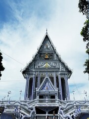 thai temple in chan