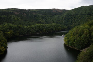 Bötchen fahren Natur genießen