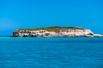 The blue skies and turquoise waters of the Caribbean island of Eleuthera, Bahamas