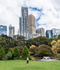 Chica parque Melbourne