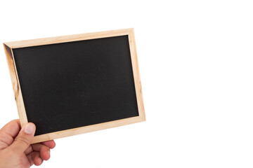 Eine männliche Hand mit einer kleinen Blanko-Schreibtafel (freigestellt).