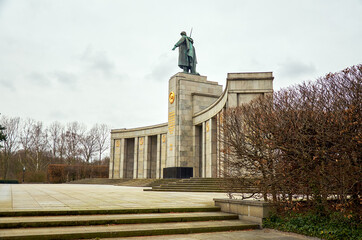 Fototapeta premium Germany. Berlin. Tiergarten is a park in the center of Berlin. February 17, 2018