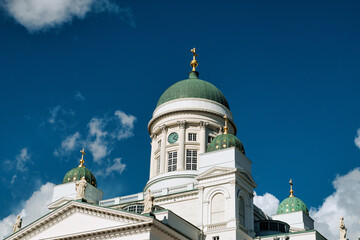Fototapeta na wymiar Finland. Helsinki. Helsinki Cathedral (St. Nicholas Cathedral) on Senate Square. September 16, 2018