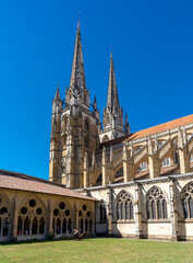 Cath&eacute;drale Sainte-Marie de Bayonne au Pays Basque