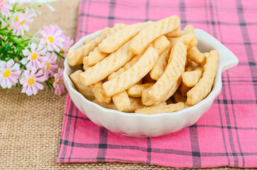 crunchy prawn crackers.