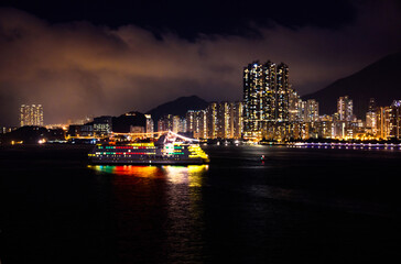 Fototapeta na wymiar Hong Kong Victoria Harbour at night