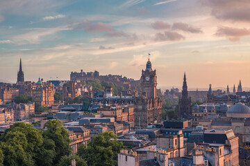 Fototapeta na wymiar The sunset view of Edinburgh, the capital city in Scotland.