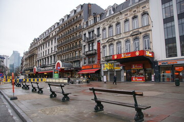 Obraz premium Historic city center, the heart of Brussels - Place de Brouckere. The location of the famous Metropol Hotel. Beautiful old buildings in front of the Metropol Hotel.
