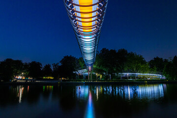 Slinky Springs to fame Brücke am Rhein-Herne Kanal in Oberhausen