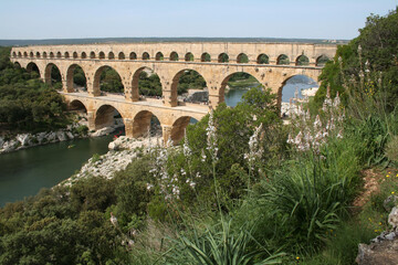 Fototapeta premium tourisme au pont du Gard