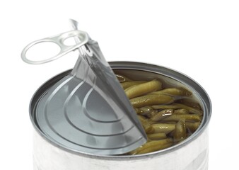 CAN OF FRENCH BEANS AGAINST WHITE BACKGROUND