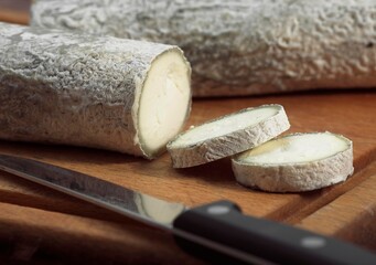 SAINTE MAURE CHEESE, A FRENCH CHEESE MADE FROM GOAT'S MILK